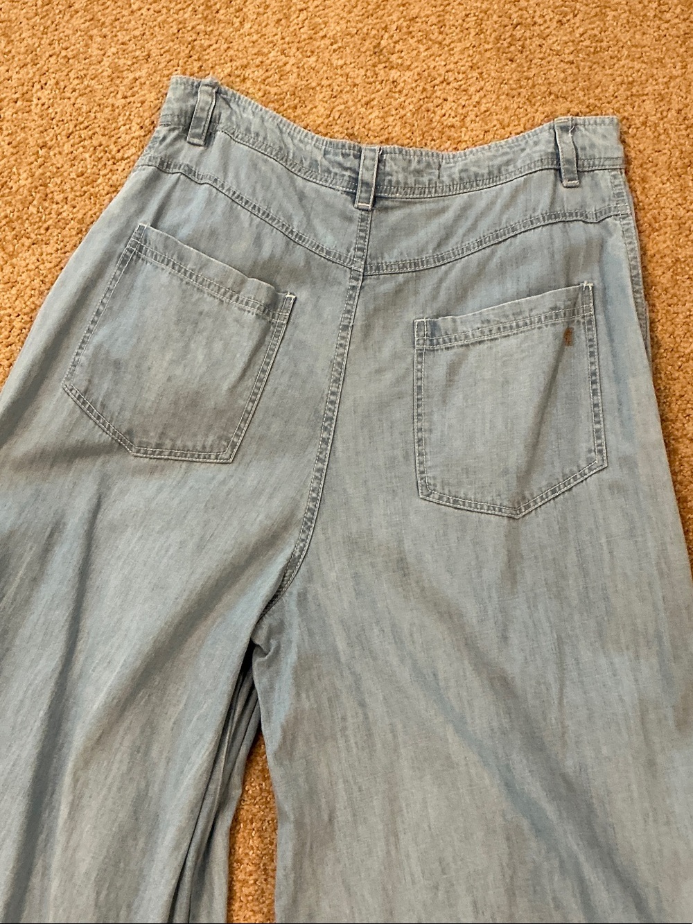 Pilcro Light Blue Wide-Leg Ruffle-Hem Jeans - Picture 4 of 6